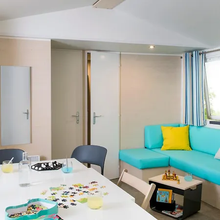 Camping Borken Am See Comfort Deluxe בית נופש בורקן