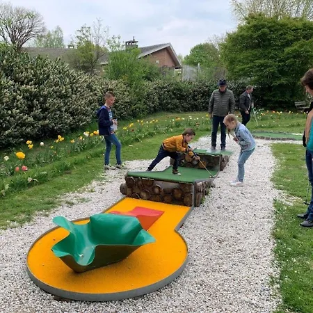 בית נופש Camping Borken Am See Comfort Deluxe בורקן